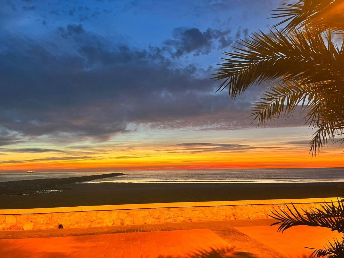Casa En Primera Linea De Playa Puçol Esterno foto